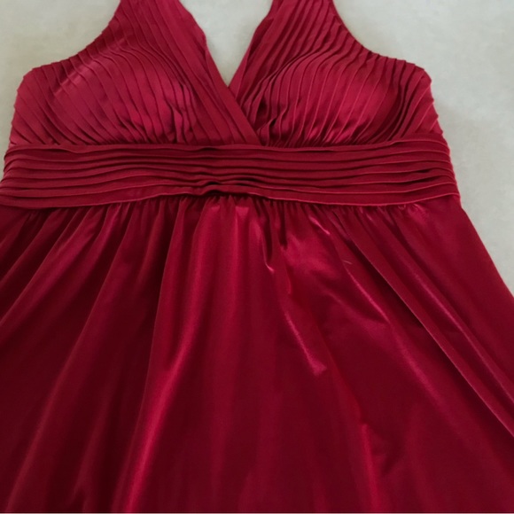 Maxandcleo ladies halter dress size 8 red - Picture 2 of 10